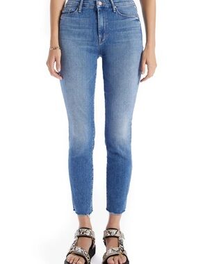 Mother The High Waisted Looker Ankle Fray Skinny Jeans in Color: Hop On Hop Off